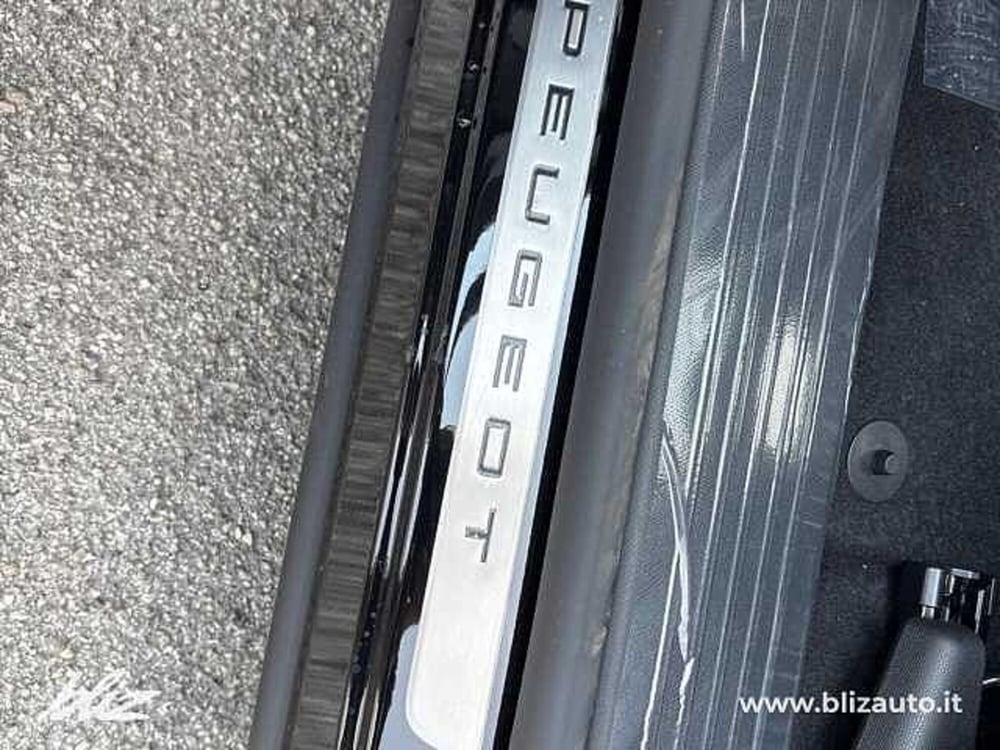 Peugeot 3008 nuova a Udine (17)