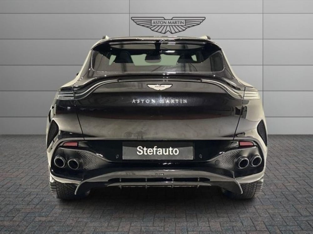Aston Martin DBX usata a Bologna (6)