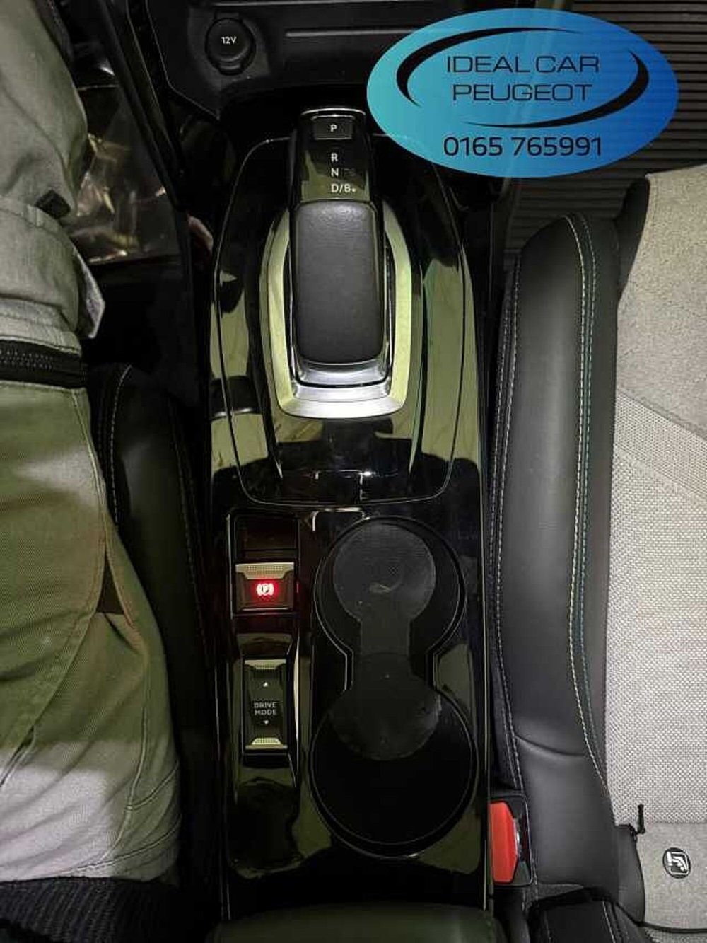 Peugeot 208 usata a Aosta (15)