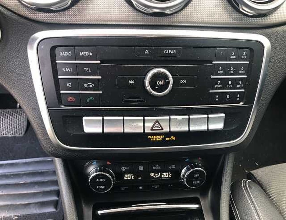 Mercedes-Benz GLA SUV usata a Lucca (14)