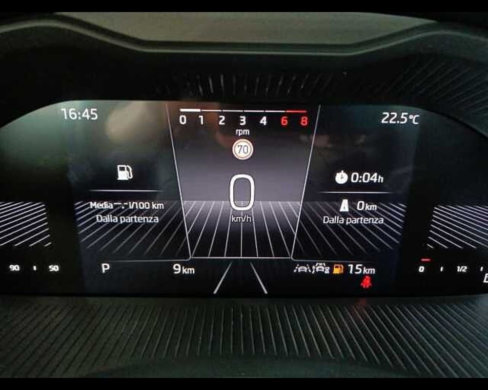 Skoda Kamiq nuova a Roma (14)