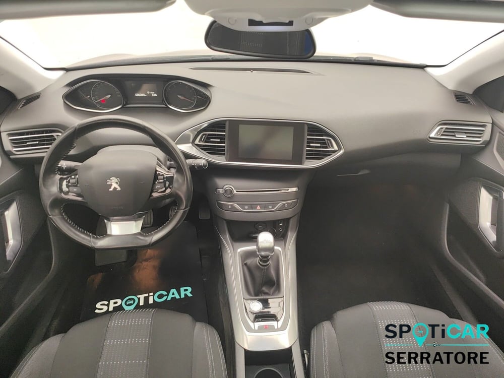 Peugeot 308 usata a Como (13)