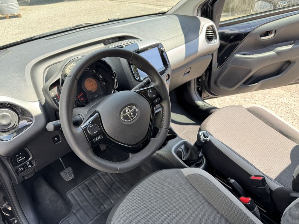 Toyota Aygo usata a Como (11)