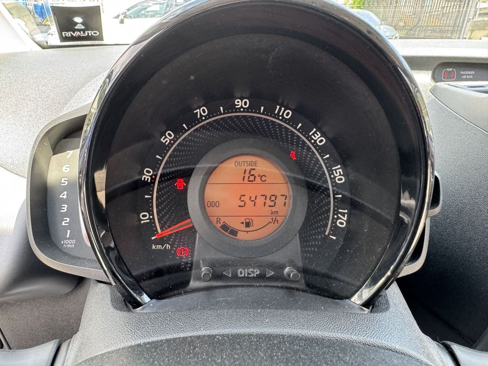 Toyota Aygo usata a Como (12)