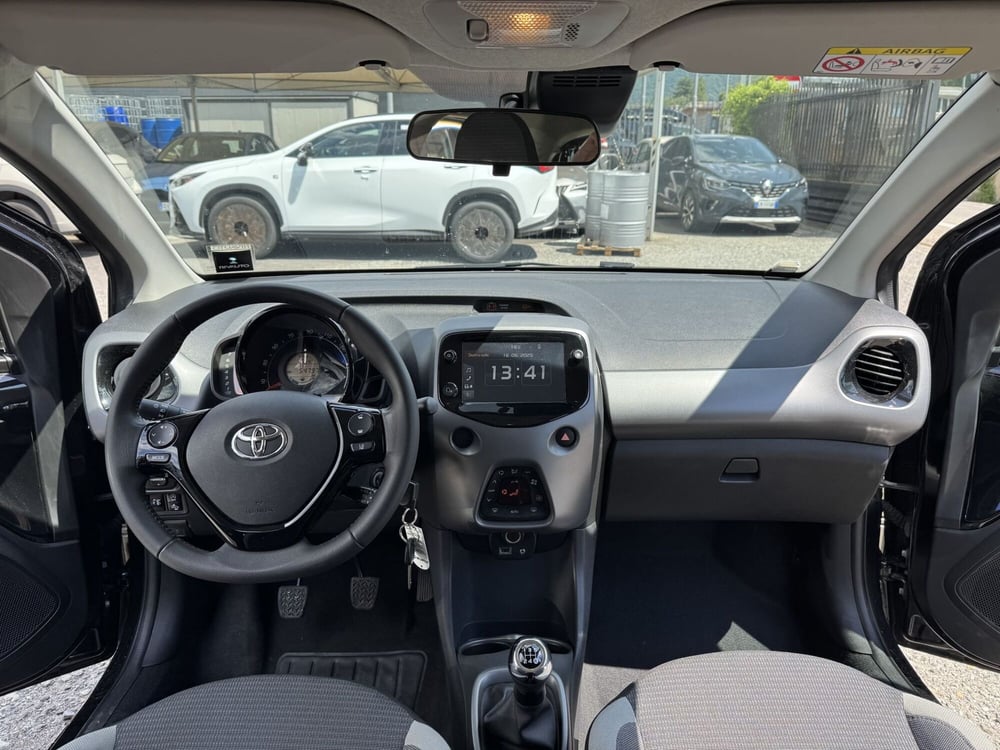Toyota Aygo usata a Como (8)
