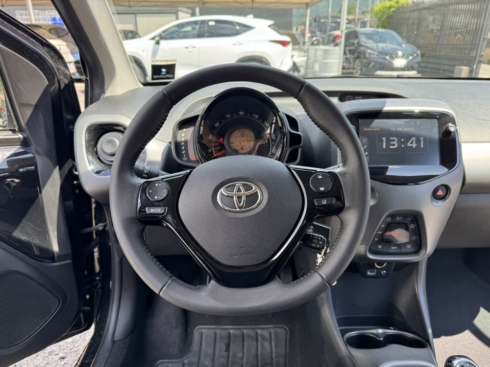 Toyota Aygo usata a Como (9)