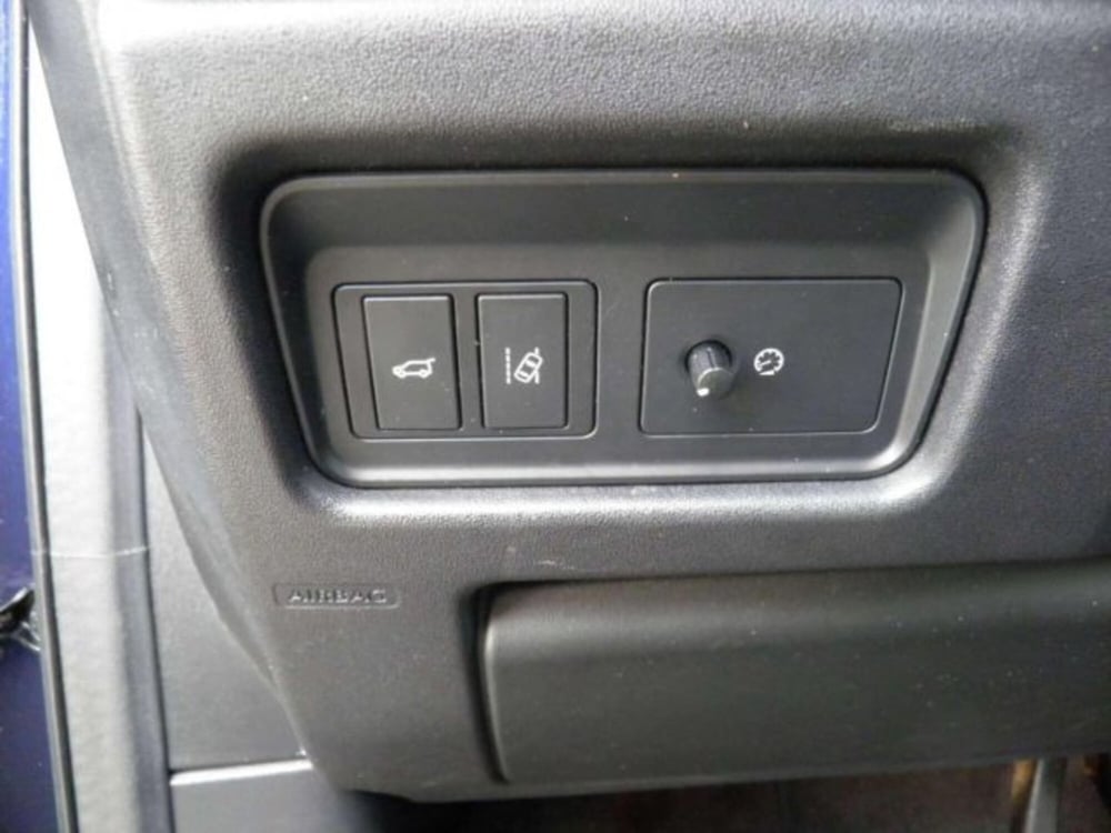 Land Rover Discovery Sport usata a Firenze (5)