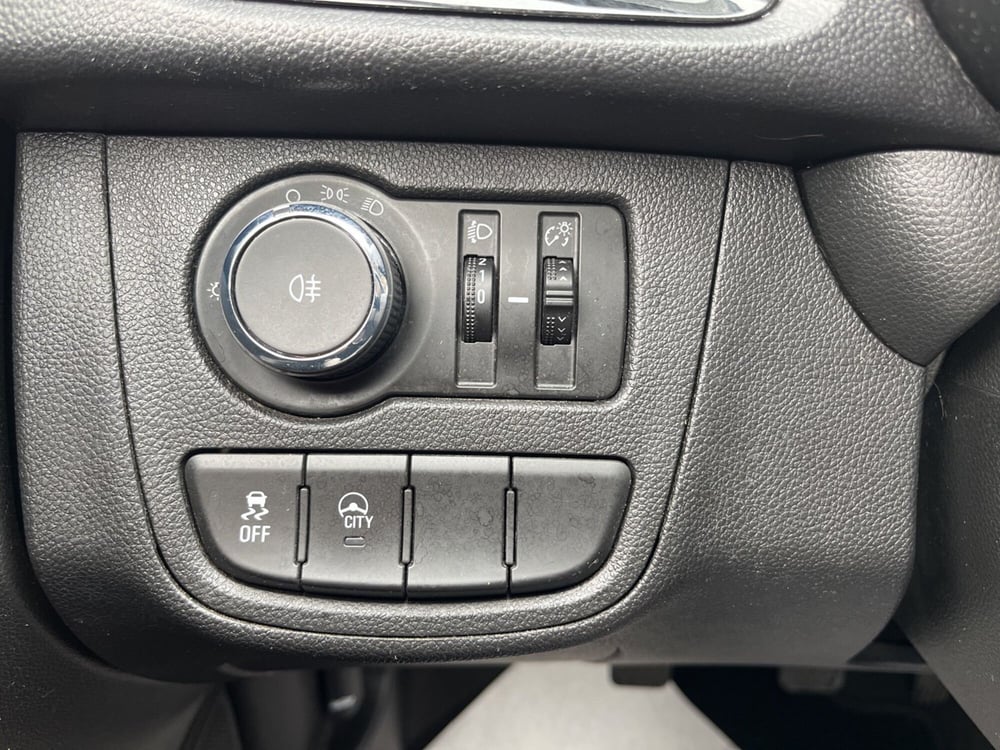 Opel Karl usata a Ragusa (15)