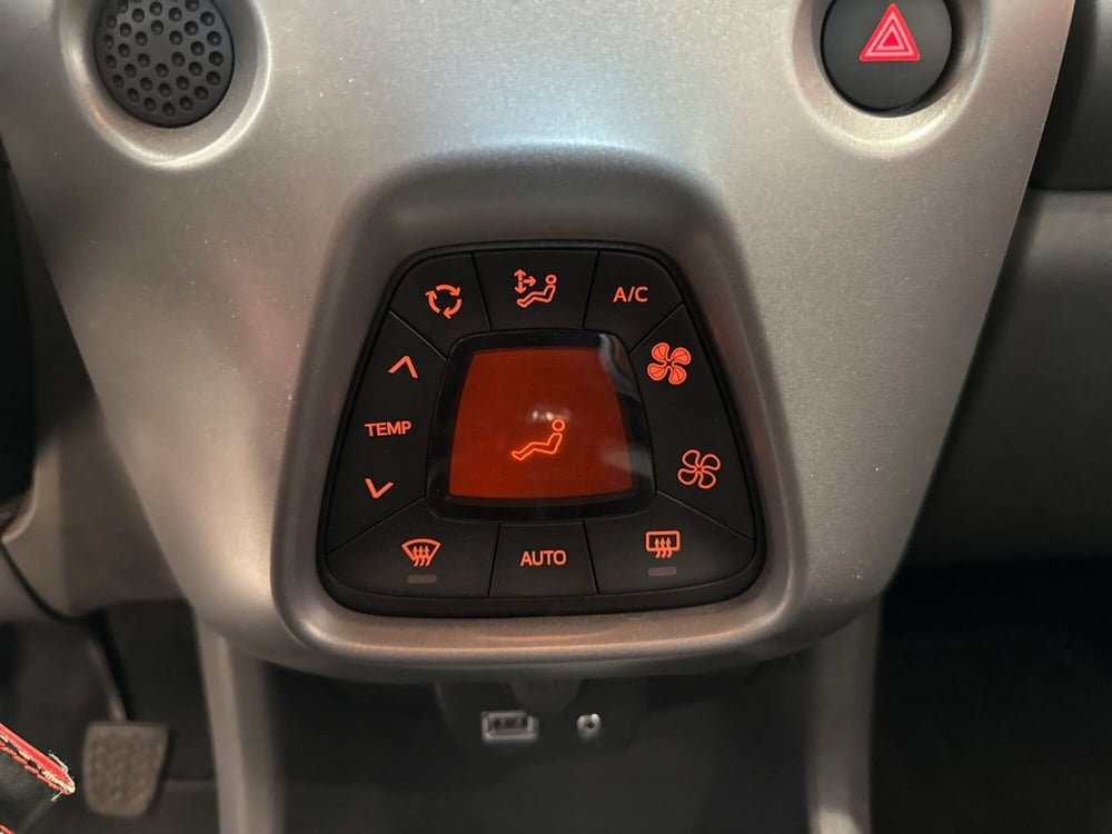 Toyota Aygo usata a Catania (14)