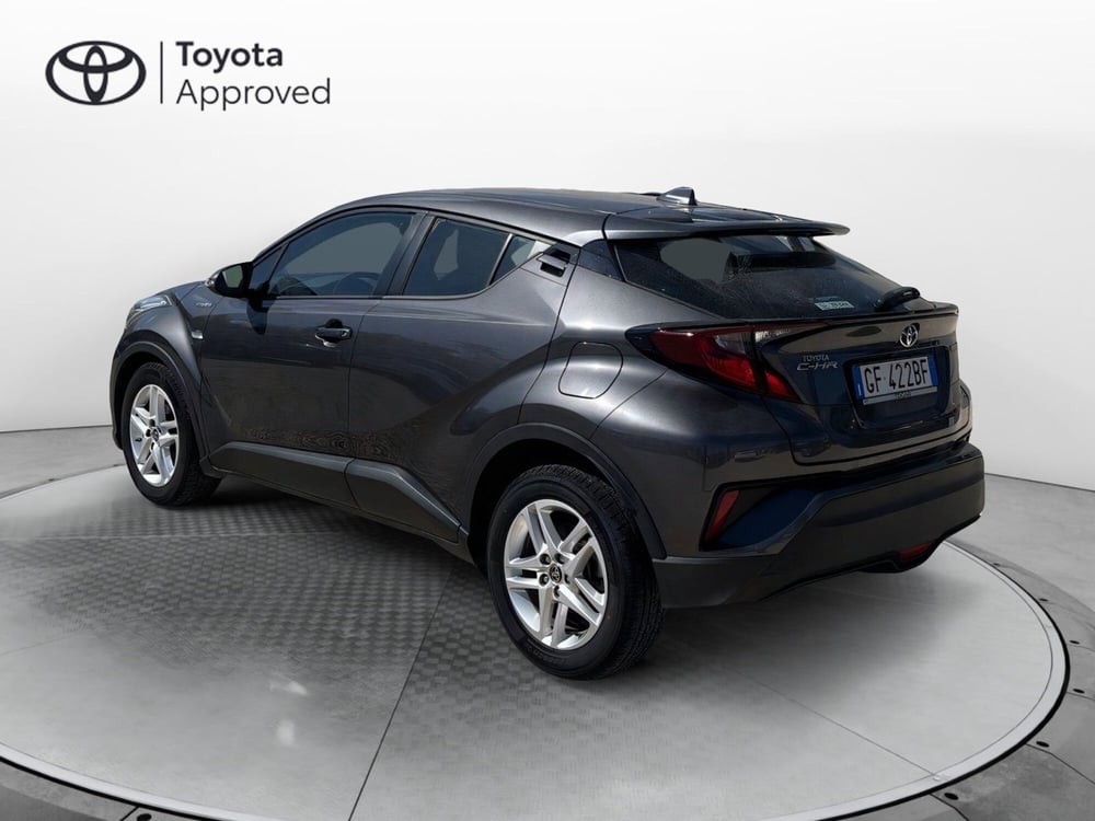 Toyota Toyota C-HR usata a Ragusa (4)