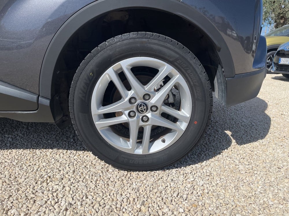 Toyota Toyota C-HR usata a Ragusa (5)