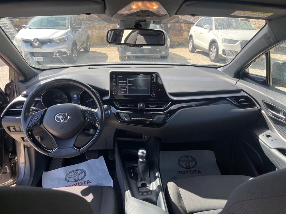 Toyota Toyota C-HR usata a Ragusa (9)