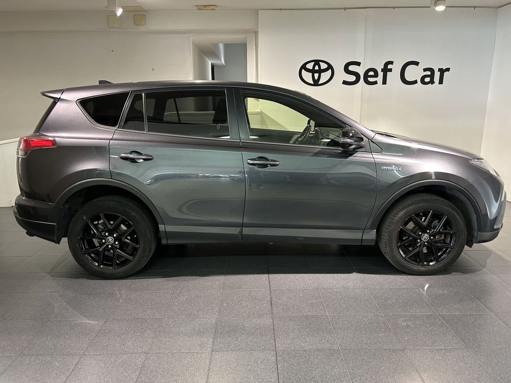 Toyota Rav4 usata a Milano (14)