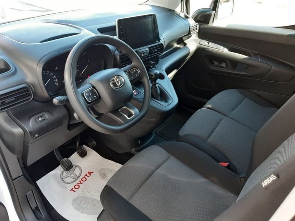 Toyota Proace City Furgone usata a Vicenza (13)