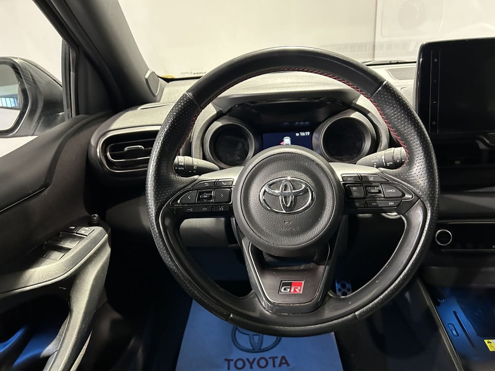 Toyota Yaris GR Sport usata a Milano (8)