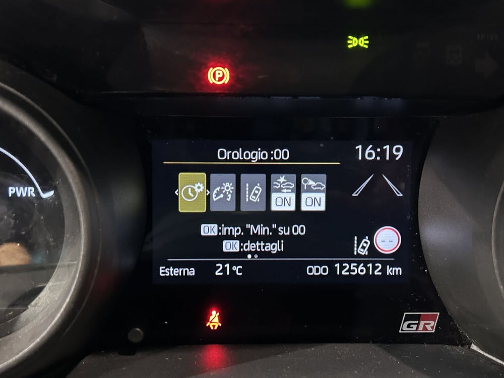 Toyota Yaris GR Sport usata a Milano (9)