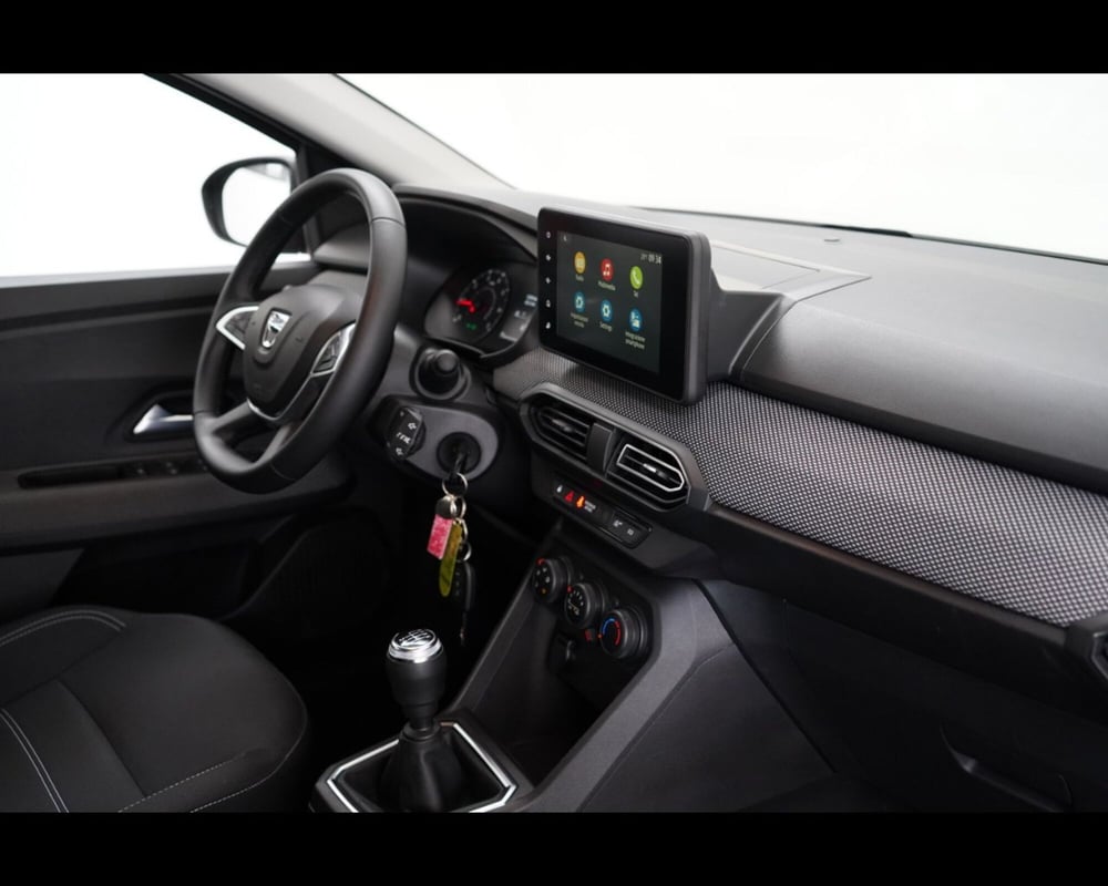 Dacia Sandero usata a Venezia (12)