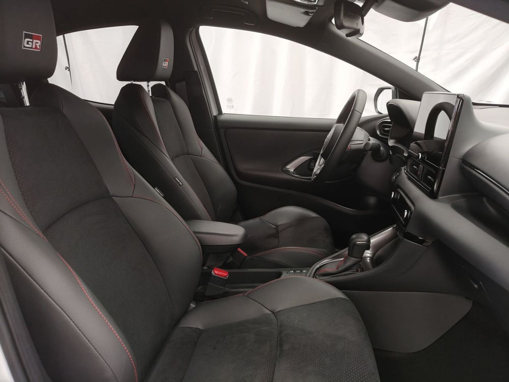 Toyota Yaris GR Sport usata a Roma (5)