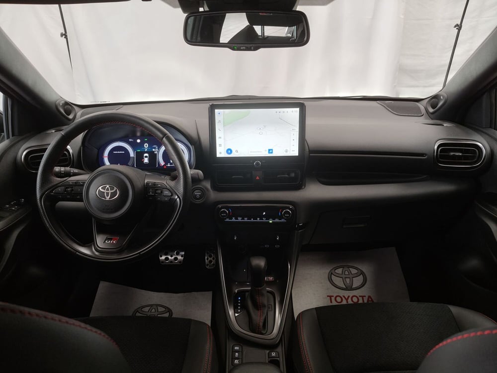Toyota Yaris GR Sport usata a Roma (8)