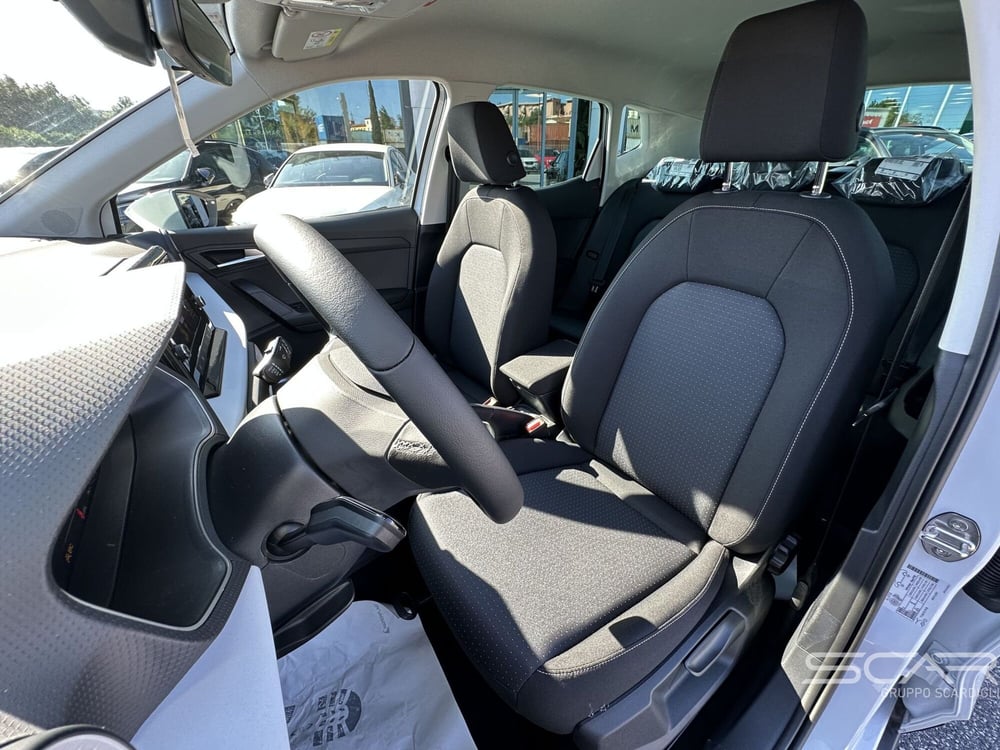 SEAT Arona nuova a Livorno (10)