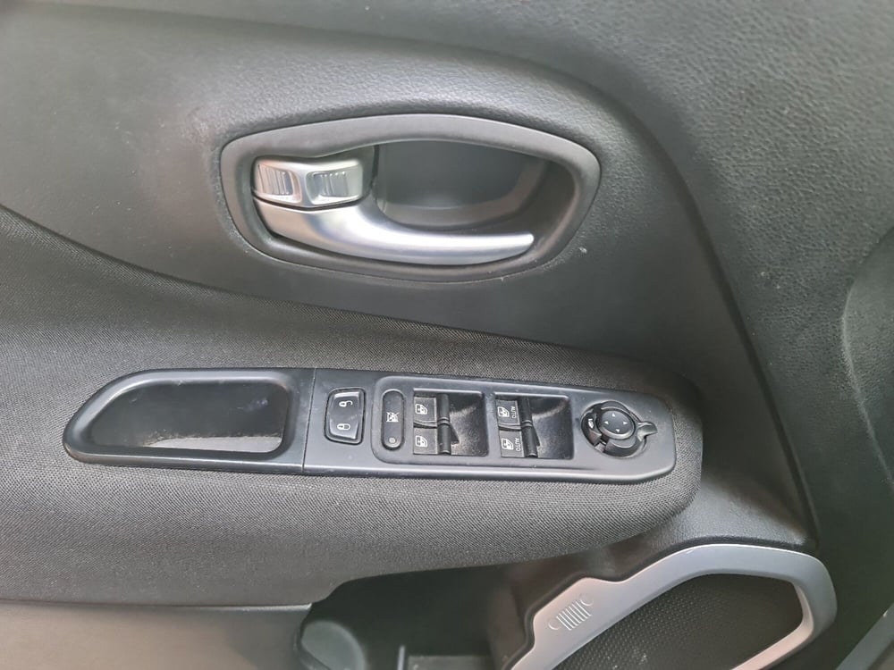 Jeep Renegade usata a Bologna (11)