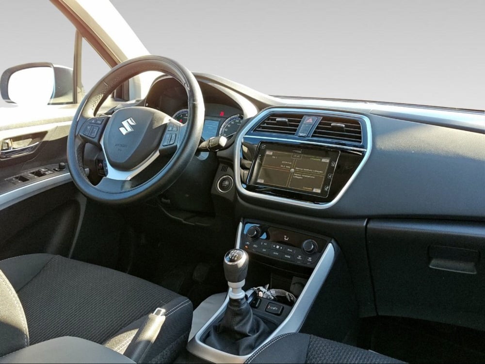 Suzuki S-Cross usata a Livorno (7)
