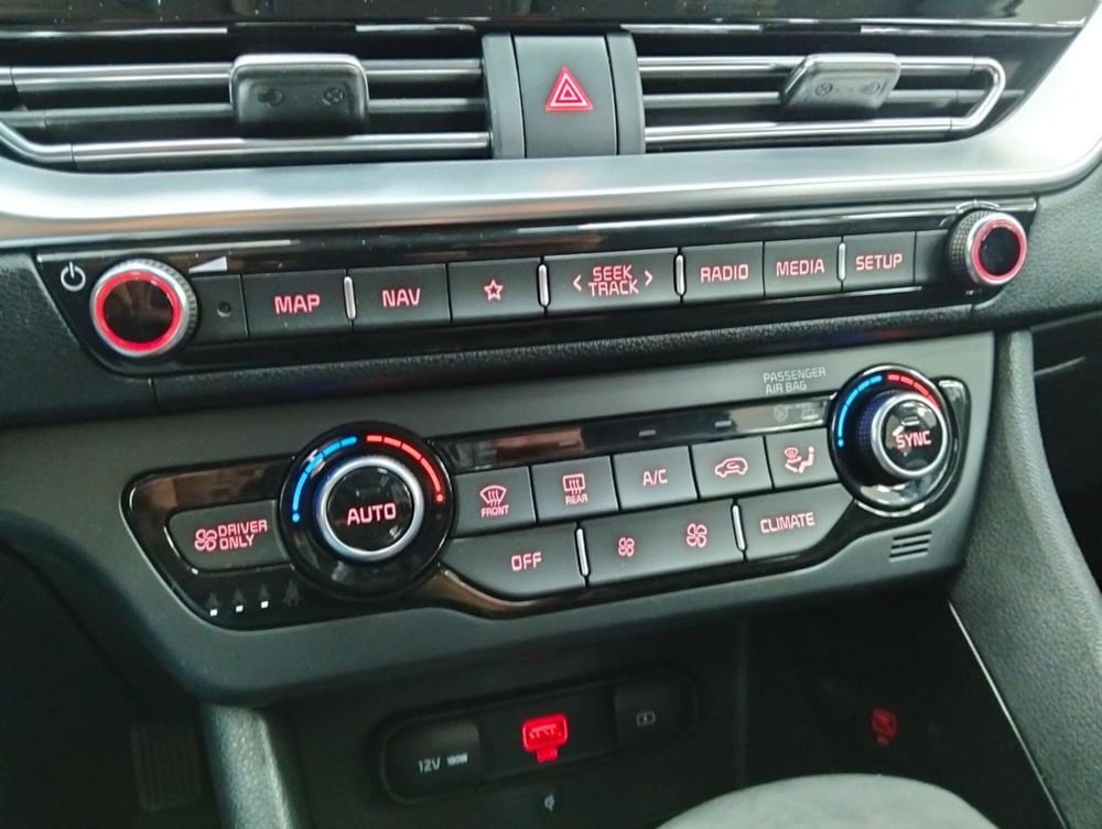 Kia Niro usata a Como (19)