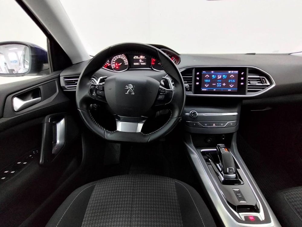 Peugeot 308 SW usata a Como (10)