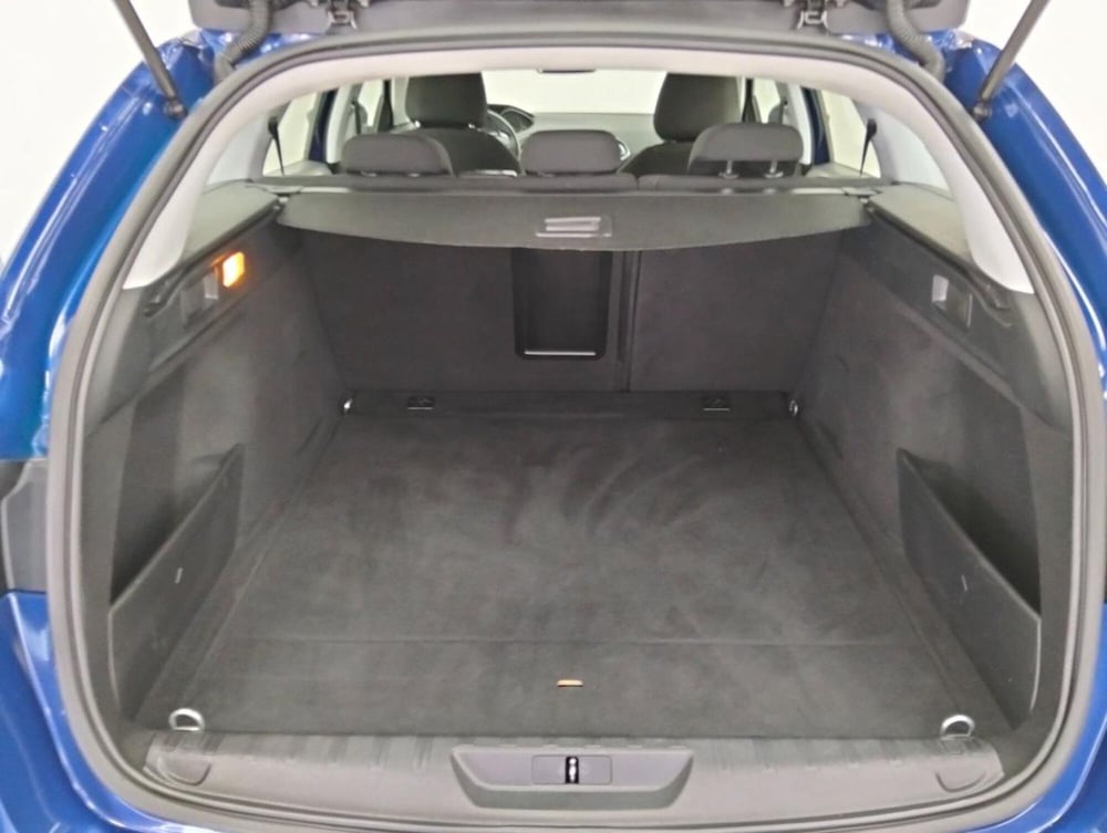 Peugeot 308 SW usata a Como (18)