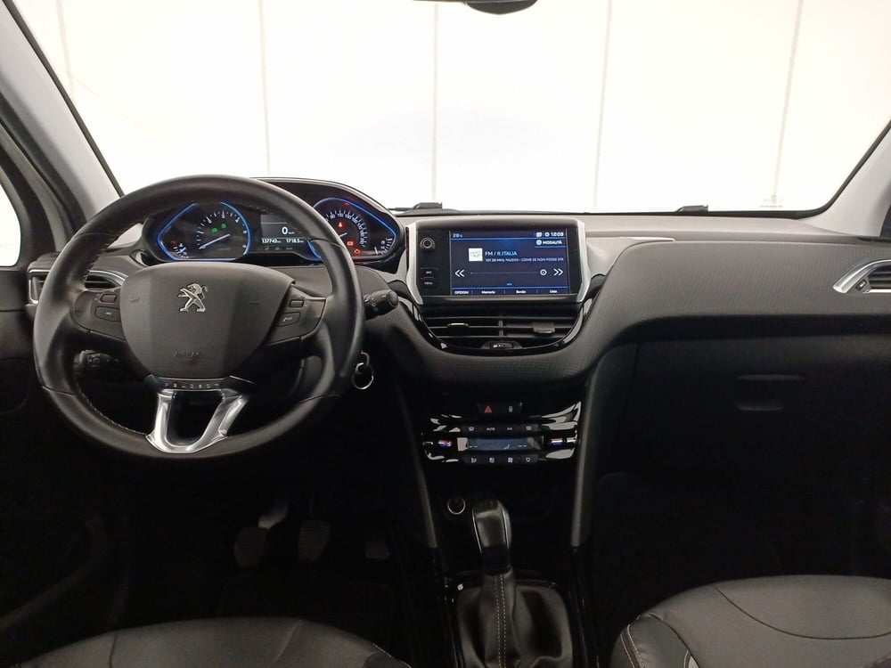 Peugeot 2008 usata a Bari (10)
