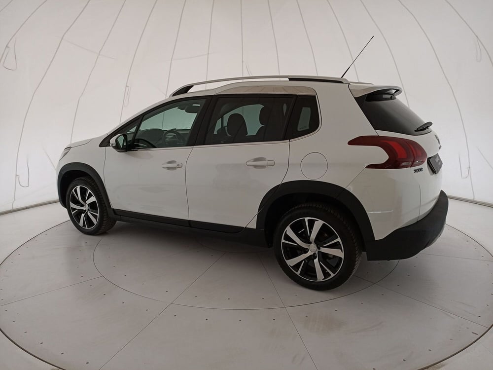 Peugeot 2008 usata a Bari (3)