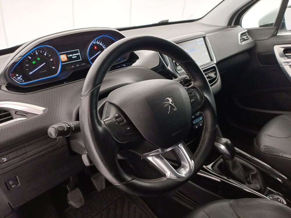 Peugeot 2008 usata a Bari (5)