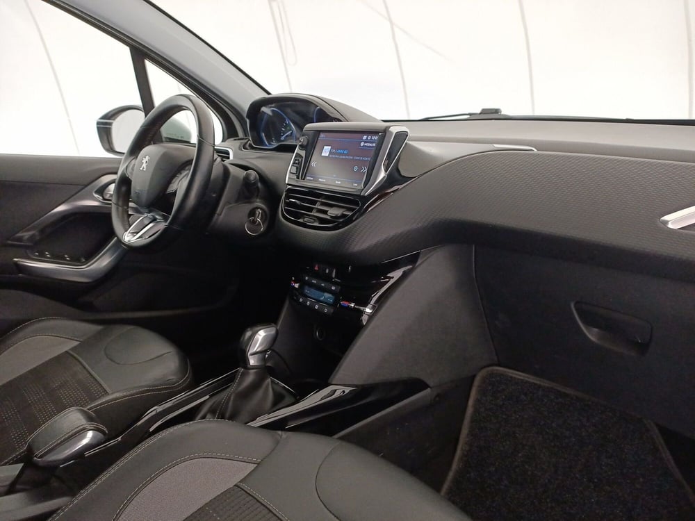 Peugeot 2008 usata a Bari (7)
