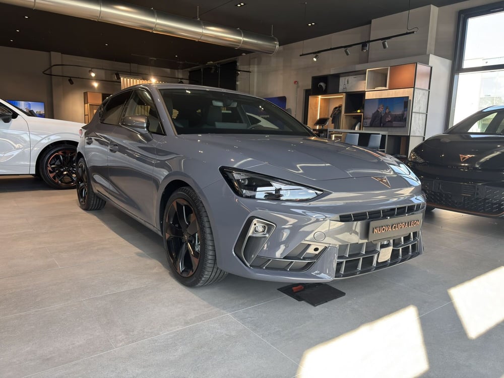 Cupra Leon nuova a Ferrara (3)
