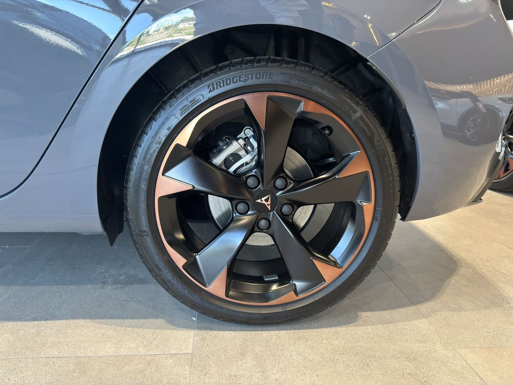 Cupra Leon nuova a Ferrara (7)