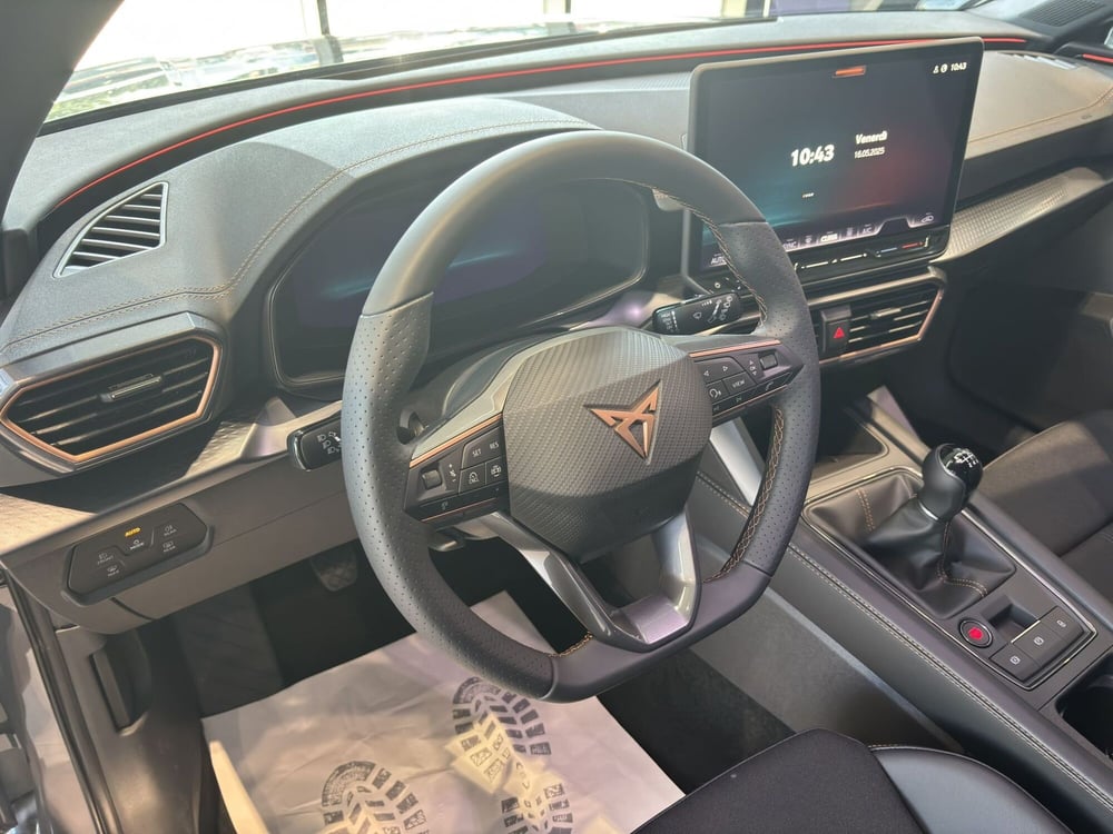 Cupra Leon nuova a Ferrara (9)