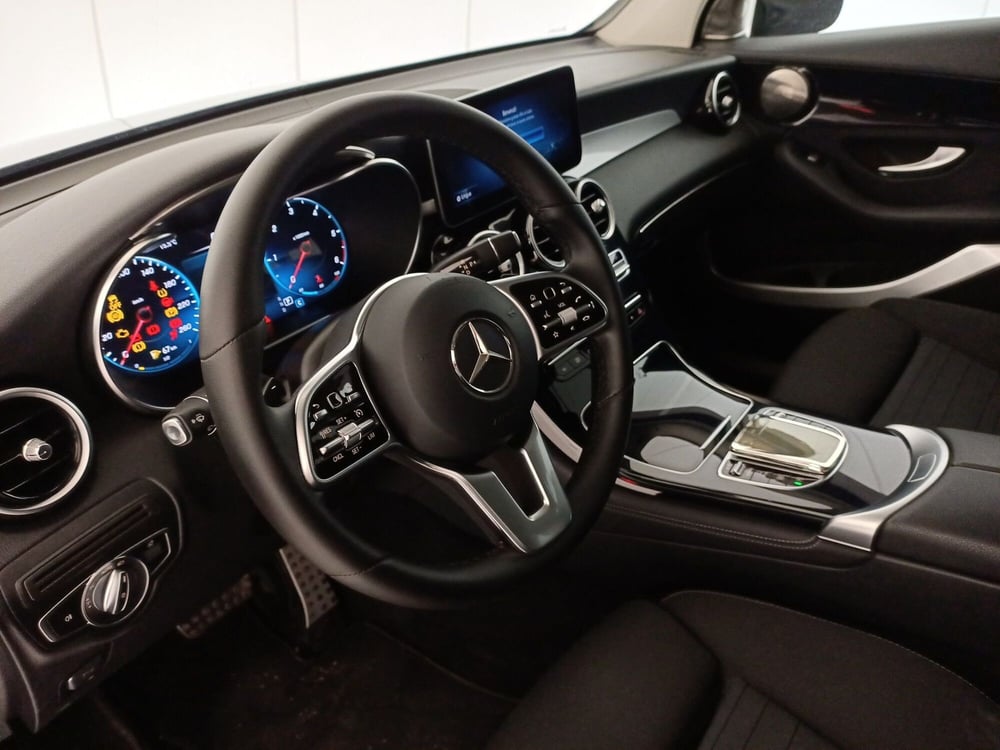 Mercedes-Benz GLC SUV usata a Bari (5)