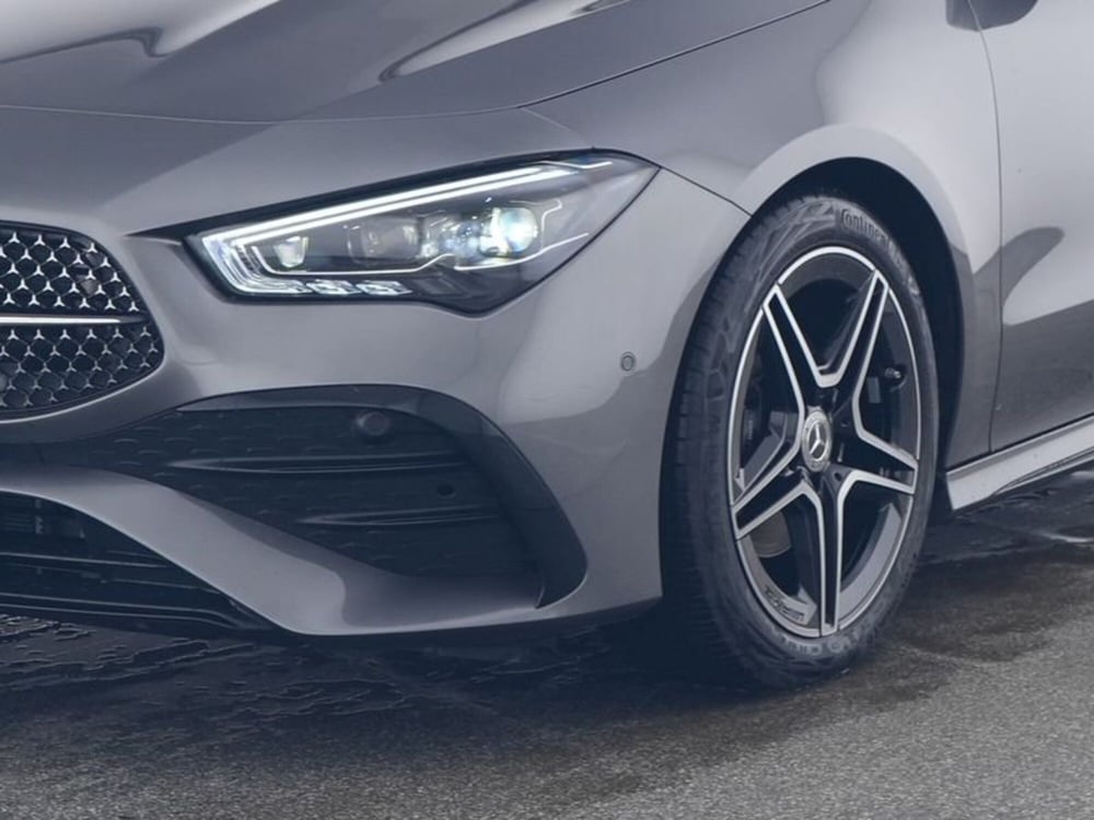 Mercedes-Benz CLA Shooting Brake usata a Milano (3)