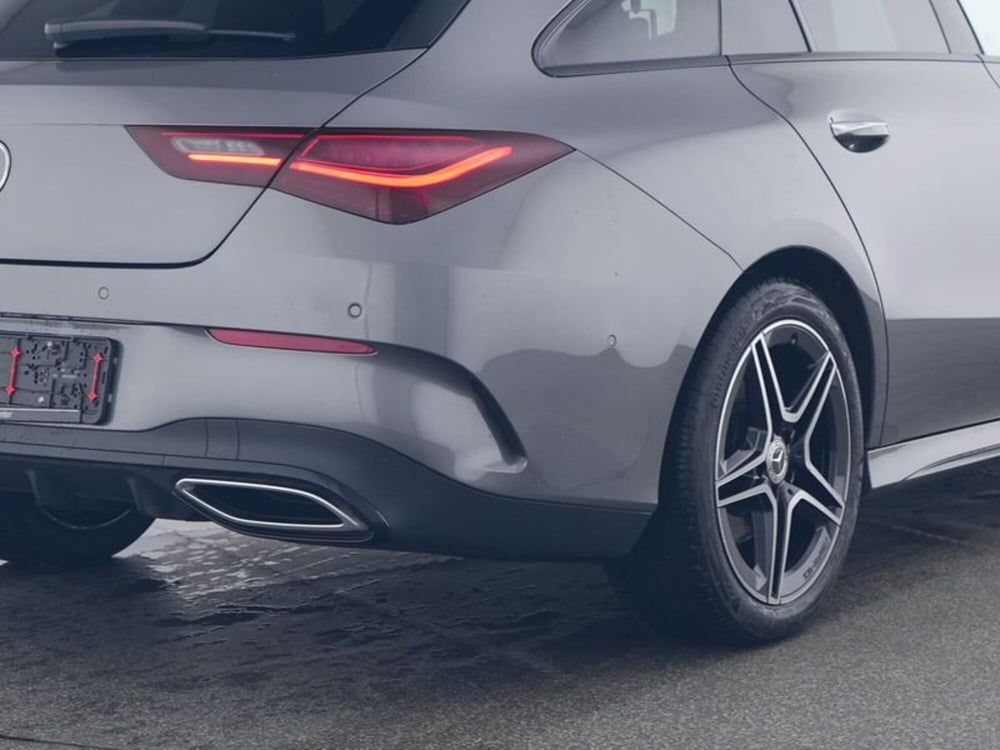 Mercedes-Benz CLA Shooting Brake usata a Milano (4)