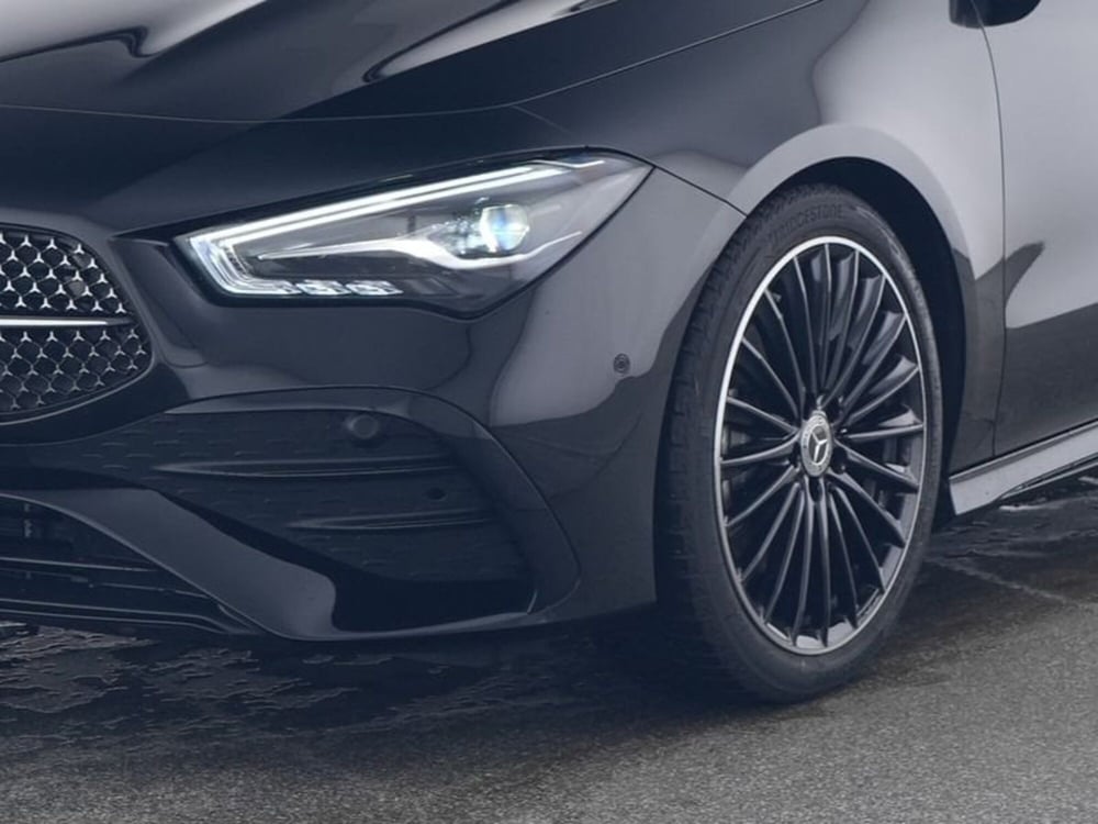 Mercedes-Benz CLA Shooting Brake usata a Milano (3)