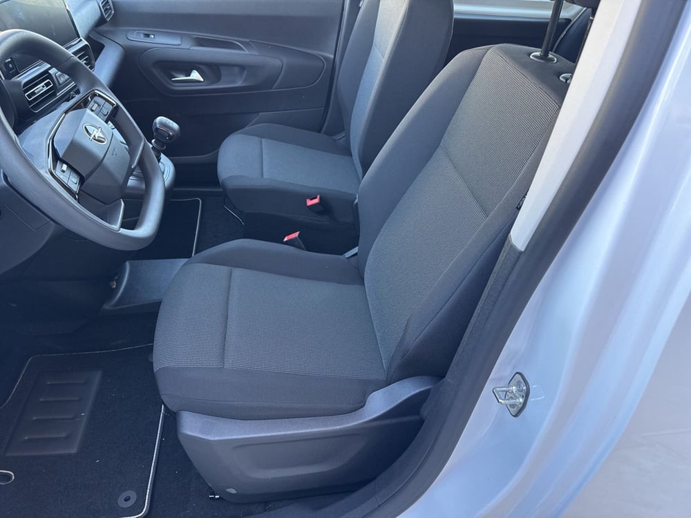 Opel Combo Life nuova a Ferrara (10)