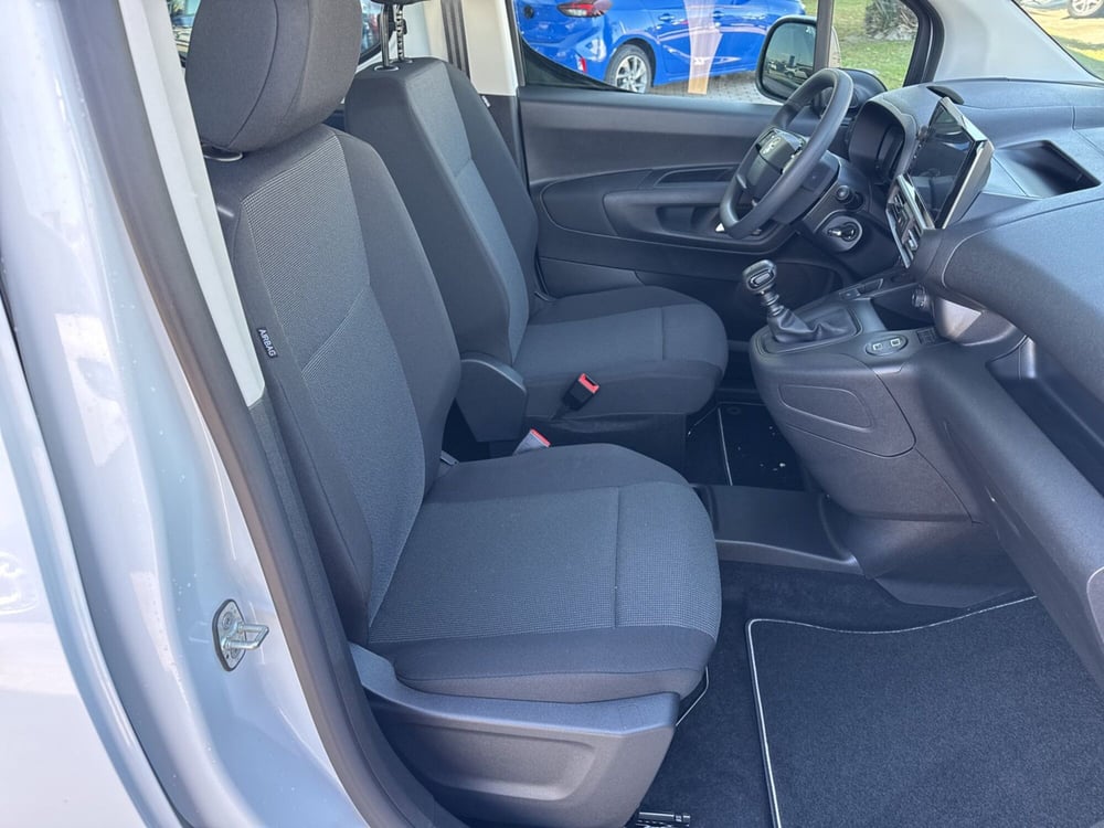 Opel Combo Life nuova a Ferrara (9)