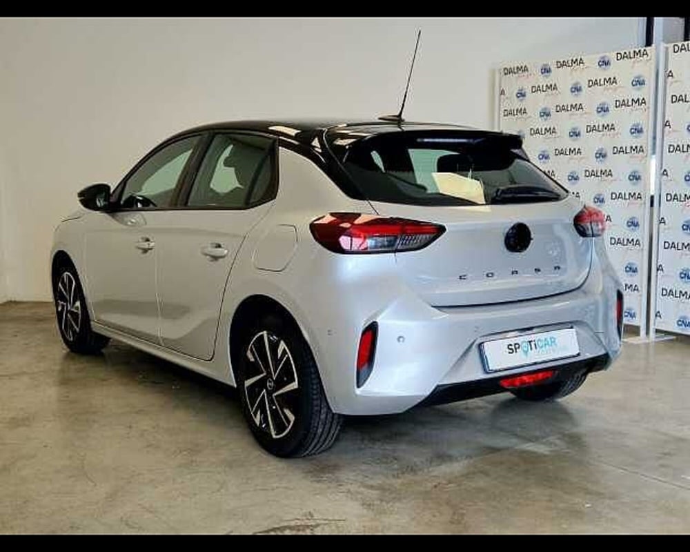 Opel Corsa usata a Milano (15)