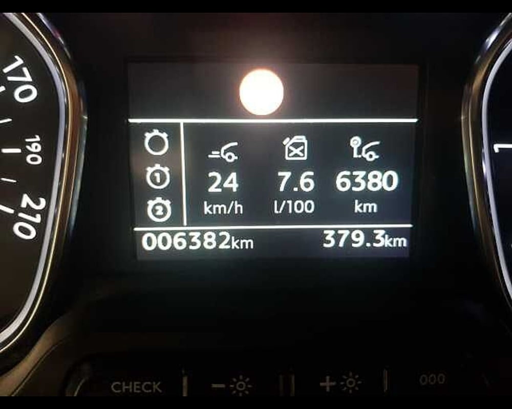 Opel Zafira Life usata a Milano (12)