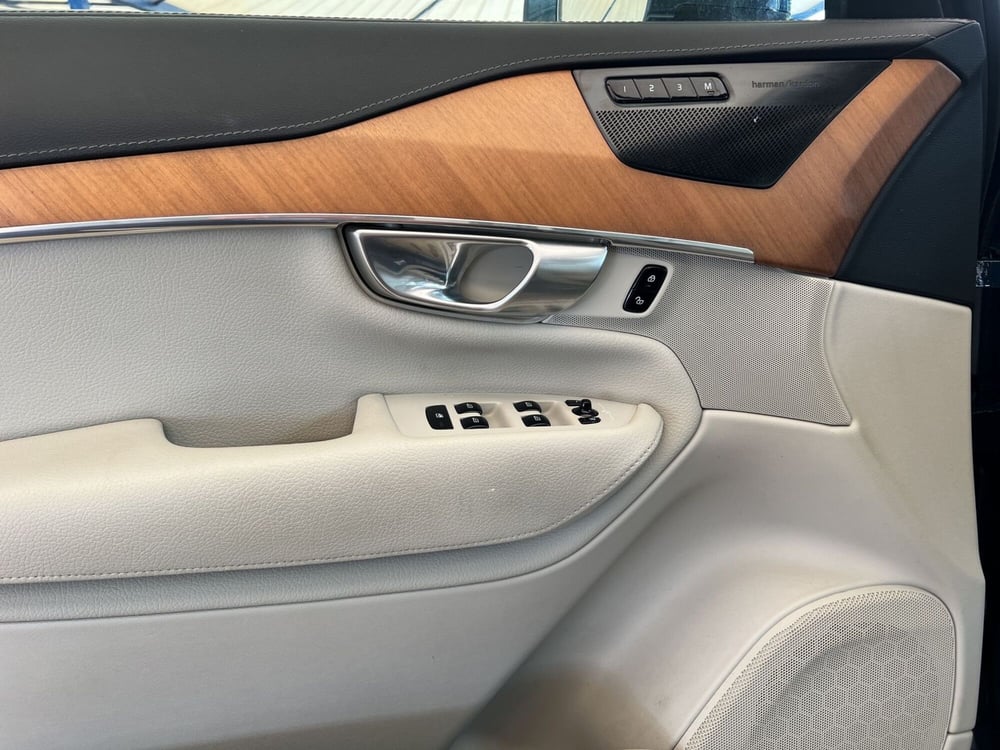 Volvo XC90 usata a Cosenza (12)