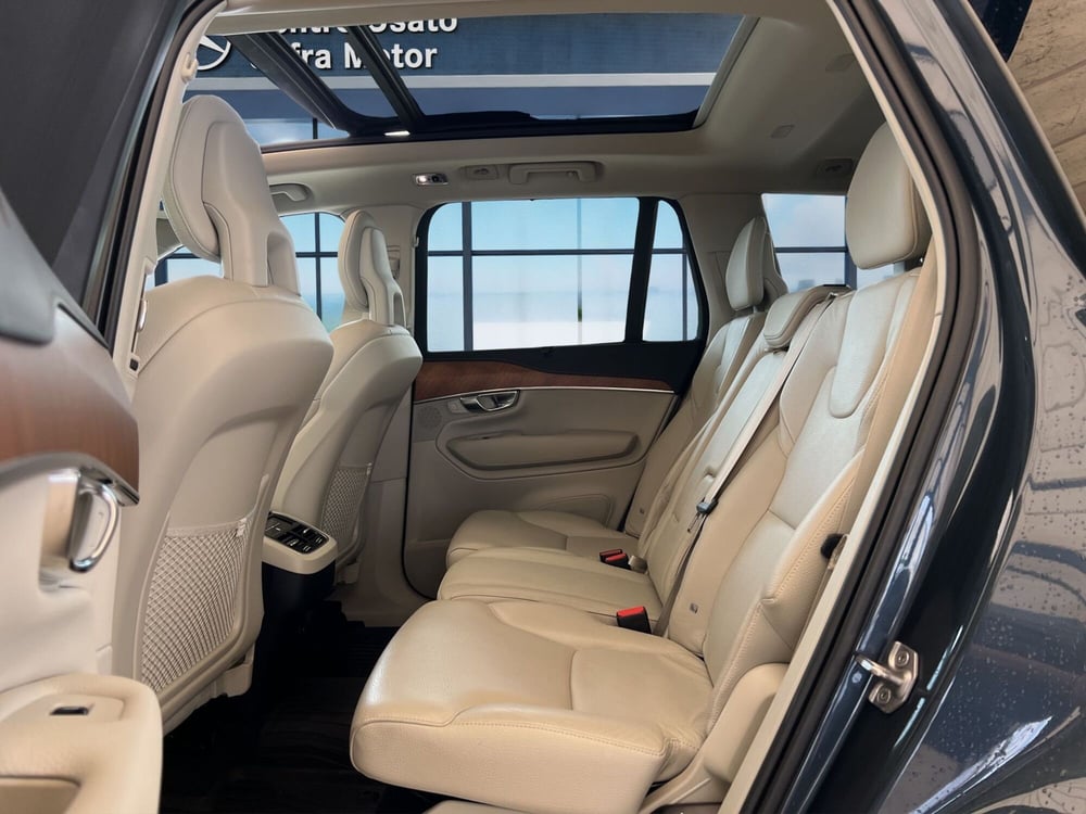 Volvo XC90 usata a Cosenza (13)