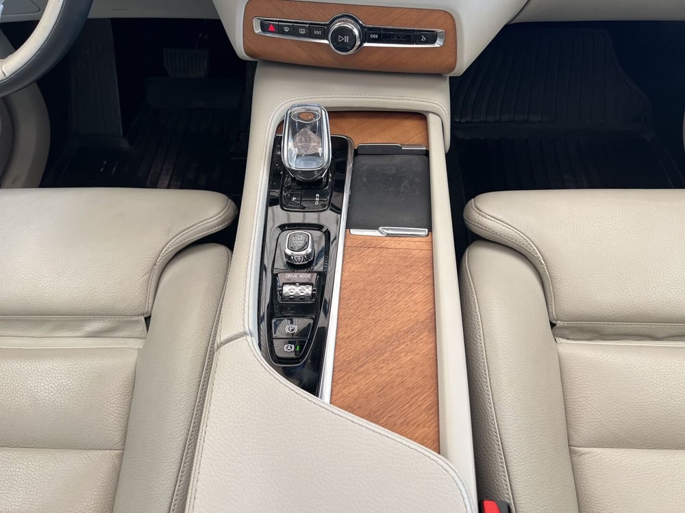 Volvo XC90 usata a Cosenza (15)
