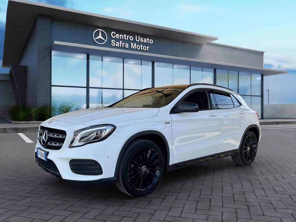 Mercedes-Benz GLA SUV usata a Cosenza