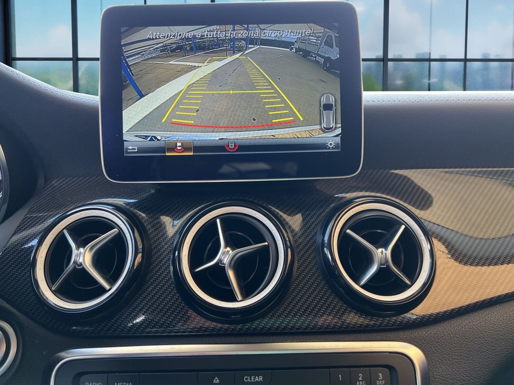 Mercedes-Benz GLA SUV usata a Cosenza (16)