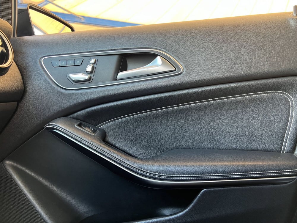 Mercedes-Benz GLA SUV usata a Cosenza (17)